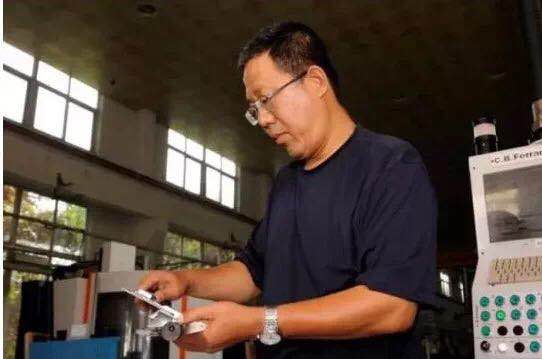 beats365·(中国区)唯一官方网站2名员工分获“西安质量工匠”“西安质量工匠”提名奖称号